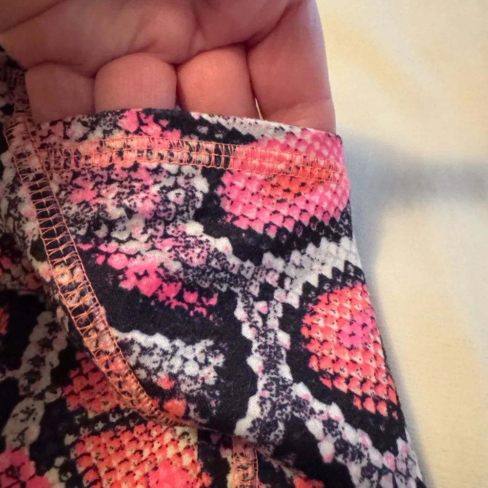 Athletic Works Girls Neon Pink Snake Print Leggings Size 7-8